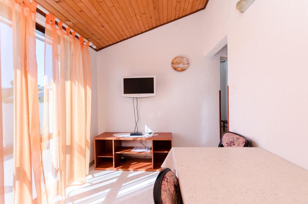 Apartments Ljubica J ロパール エクステリア 写真