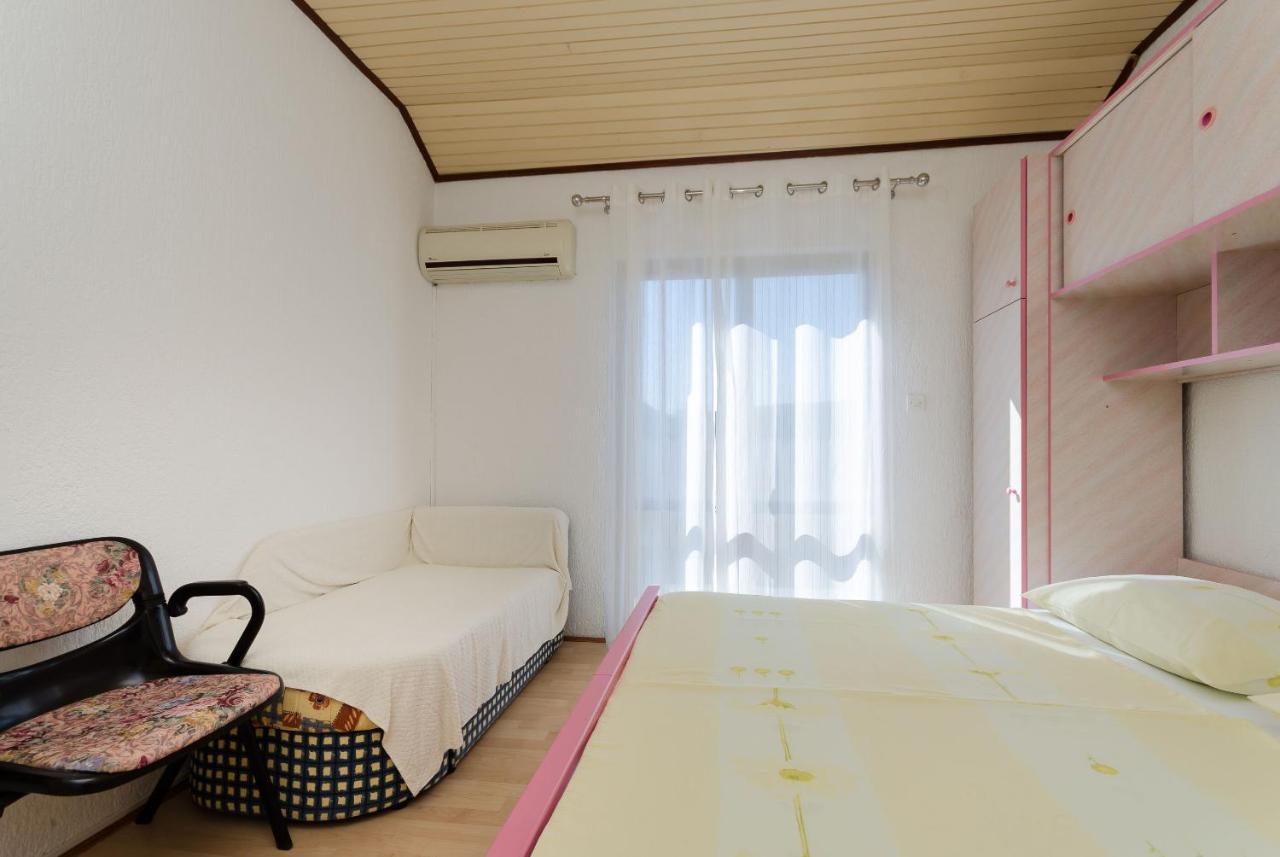 Apartments Ljubica J ロパール エクステリア 写真