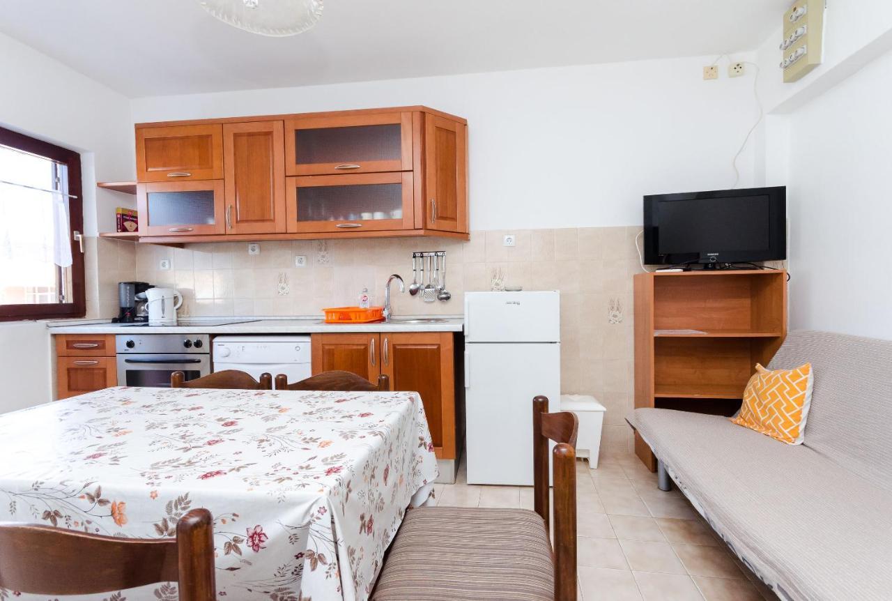 Apartments Ljubica J ロパール エクステリア 写真