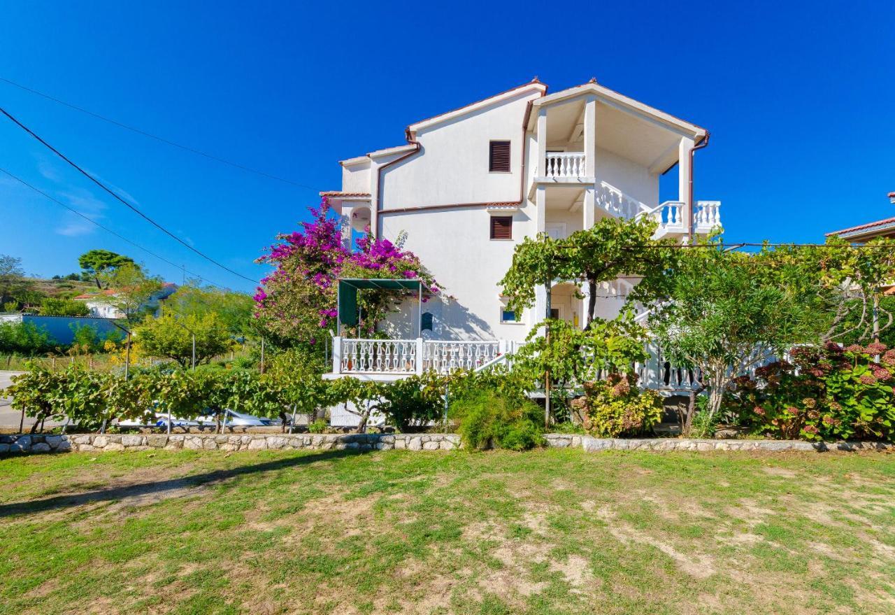 Apartments Ljubica J ロパール エクステリア 写真
