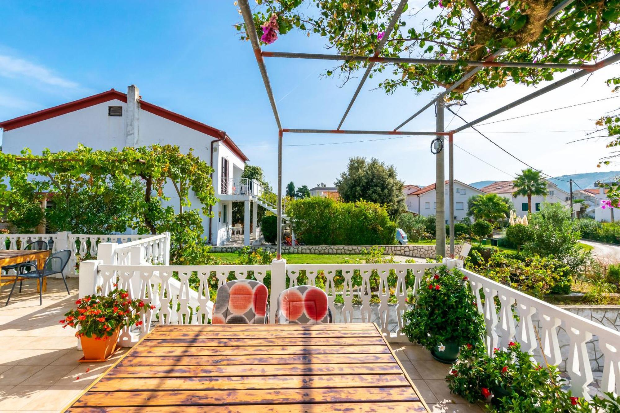 Apartments Ljubica J ロパール エクステリア 写真